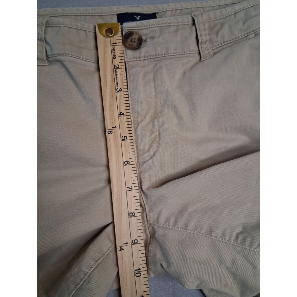 American Eagle Midi Stretch Chino Shorts Women's Sz 10 Beige Khaki Cotton - Picture 7 of 9